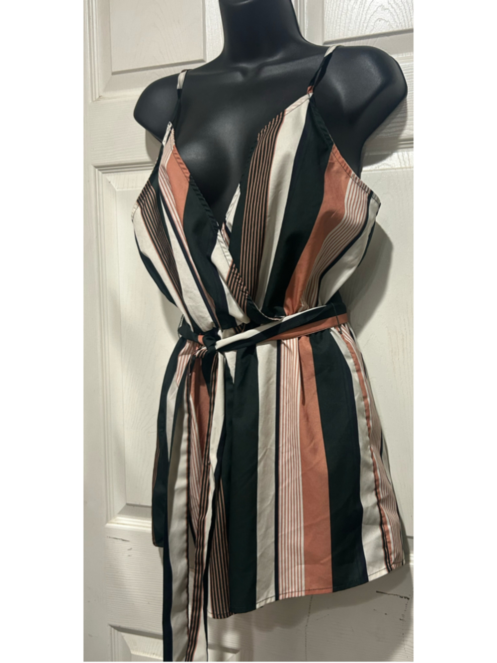 Women's Unbranded Striped Romper Size L Black and Beige